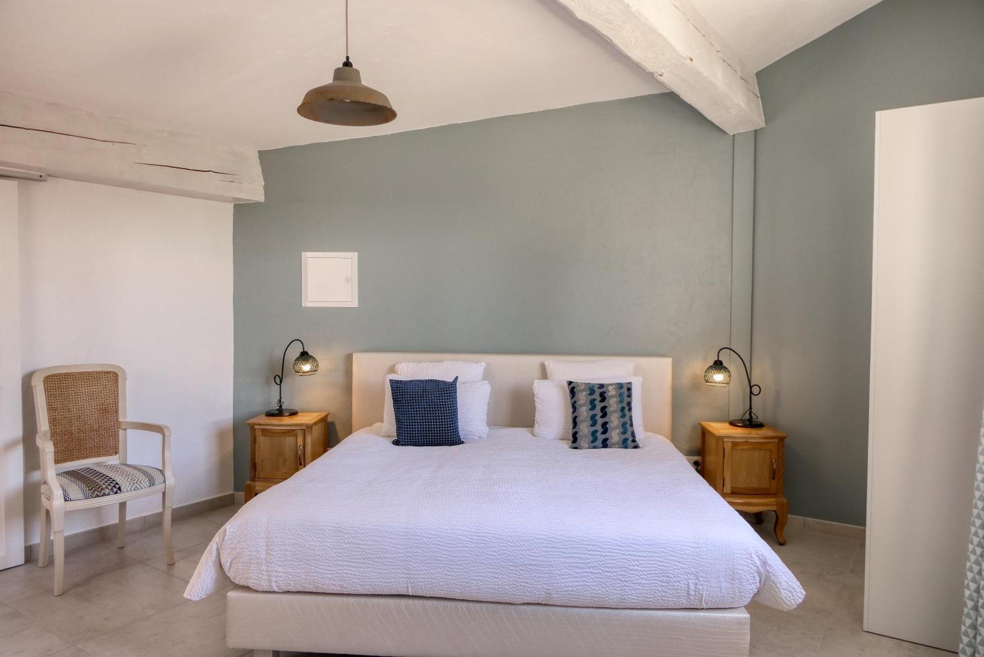 Le Hameau Fleur De Pierres , Chambre , Gite Et Table D'Hotes Murs  ภายนอก รูปภาพ