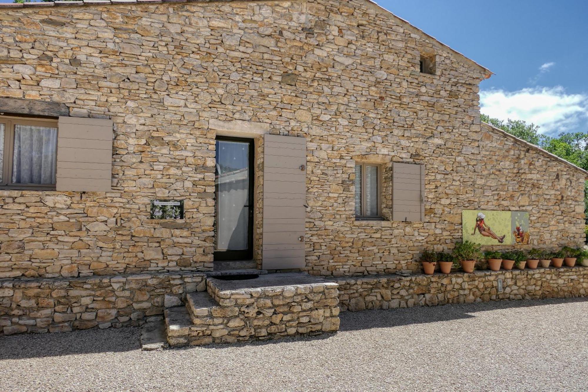 Le Hameau Fleur De Pierres , Chambre , Gite Et Table D'Hotes Murs  ภายนอก รูปภาพ
