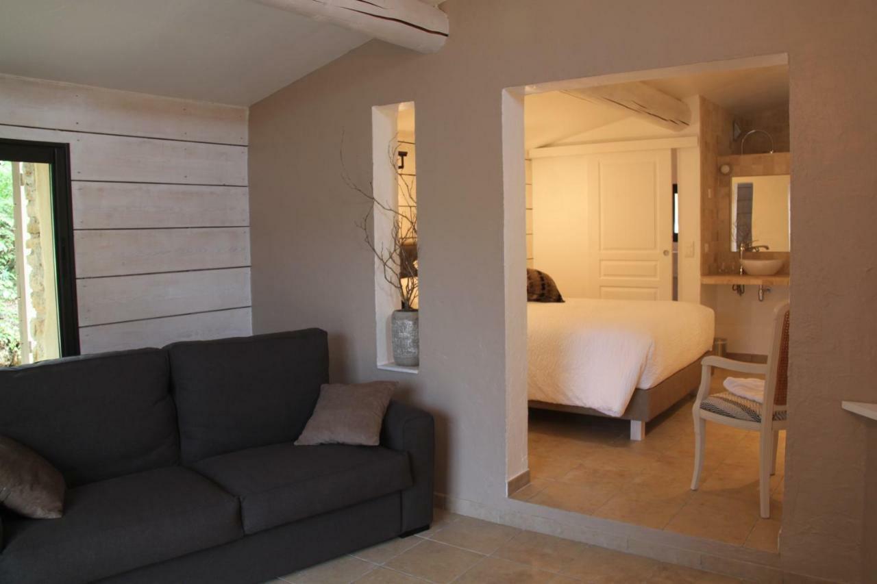 Le Hameau Fleur De Pierres , Chambre , Gite Et Table D'Hotes Murs  ภายนอก รูปภาพ